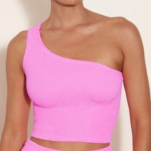 NWT HUNZA G - NEOMA TOP IN BUBBGLEGUM PINK- OSFA!!!